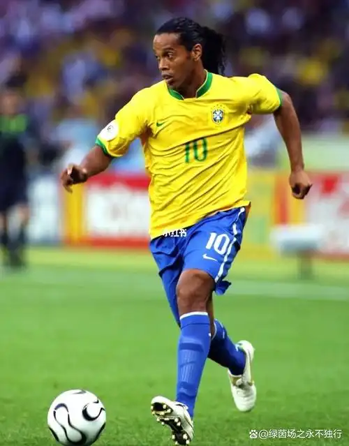 仅关系到格 仅关系到格